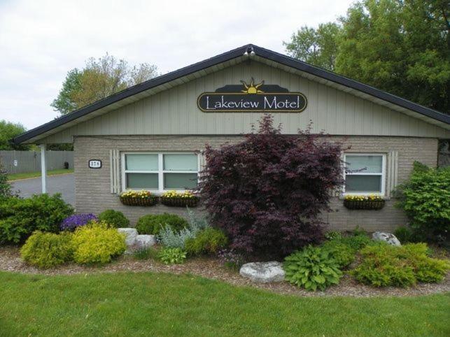 Lakeview Motel & Cottage Kincardine Exterior photo